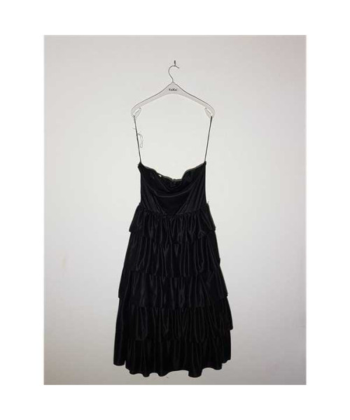 Rochita dama fara maneci model cu volane