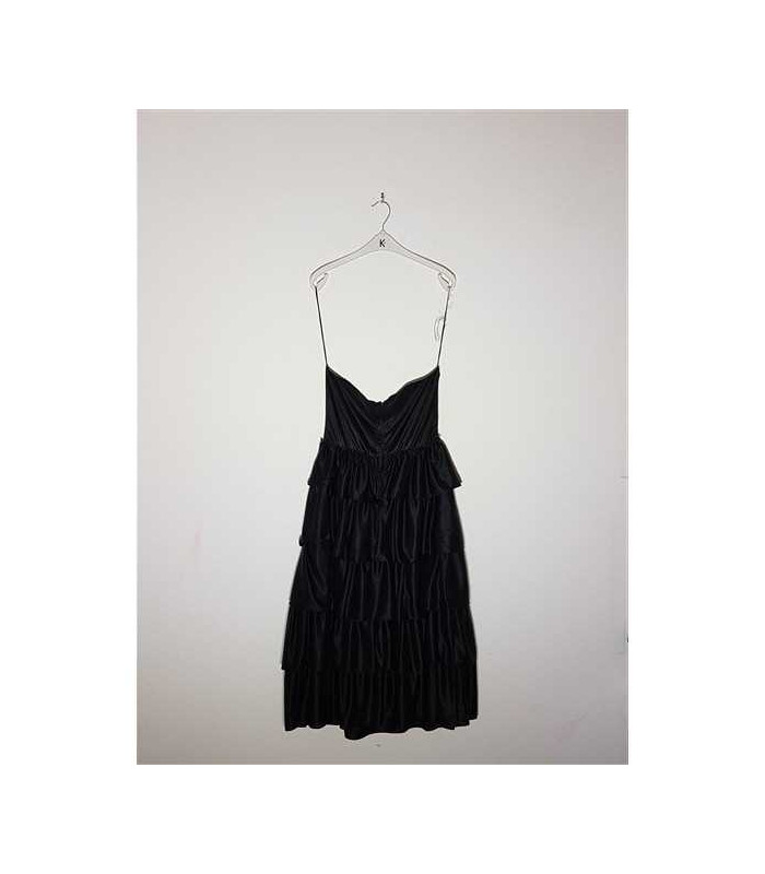 Rochita dama fara maneci model cu volane