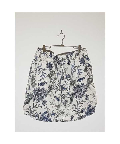 Fustita dama cu imprimeu frunzulite si flori Esmara