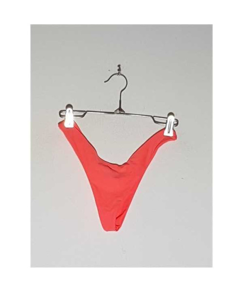 Slip dama model Uni Andi Bagus