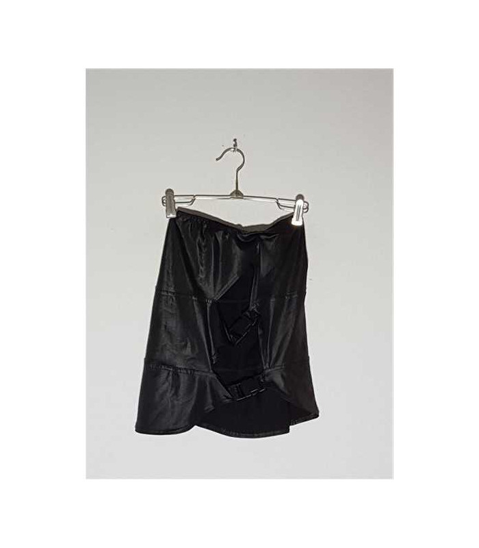 Top dama cu aspect lucios PRETTYLITTLETHING