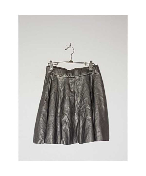 Fustita dama clos model cu aspect lucios