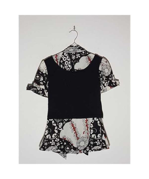 Bluzita dama deosebita cu terminatii pliabile la maneci Favori