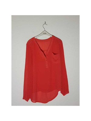 Bluzita dama deosebita cu nasturei la piept