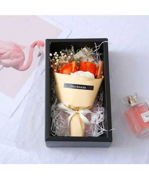 Cutiuta cu buchetel de trandafiri rosii din sapun pentru Valentines Day sau 8 Martie