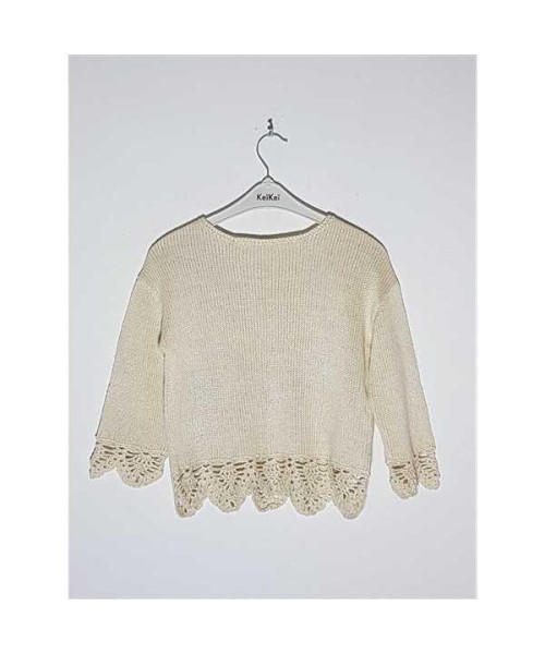 Pulover tricotat cu model dantelat