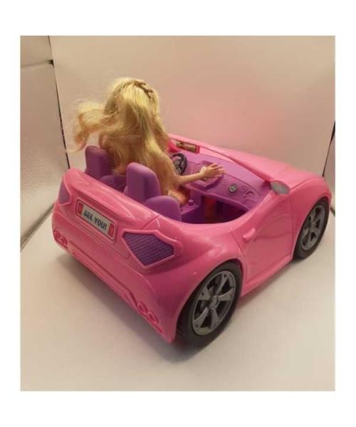 Masinuta cu papusa Mattel cu parul blond