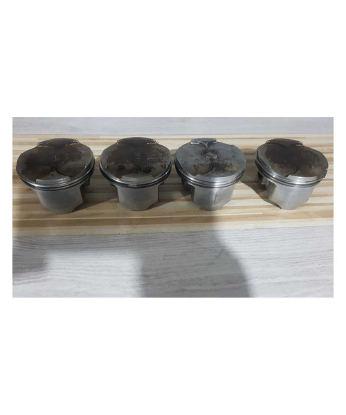 Piston Kawasaki Ninja ZX9R 1999