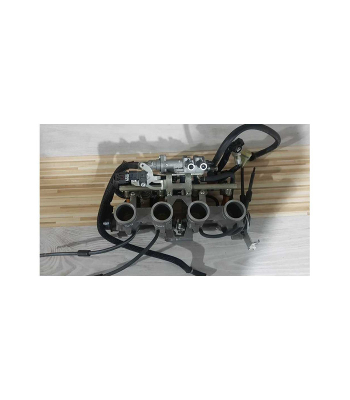 Rampa Injectie Completa Yamaha XJ 6 N ABS 2009