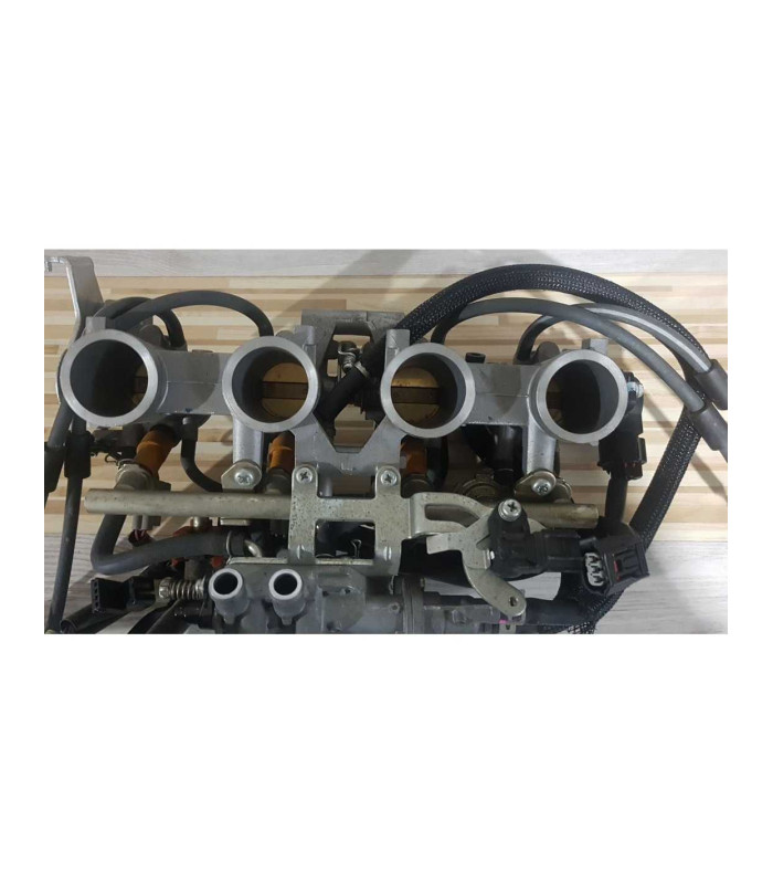 Rampa Injectie Completa Yamaha XJ 6 N ABS 2009