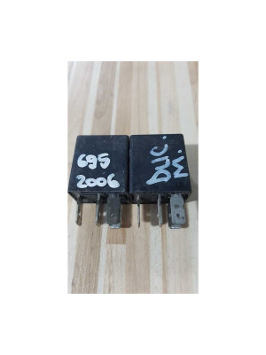 Releu Ducati Monster 695 2006