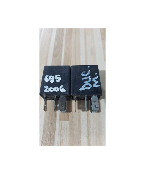 Releu Ducati Monster 695 2006