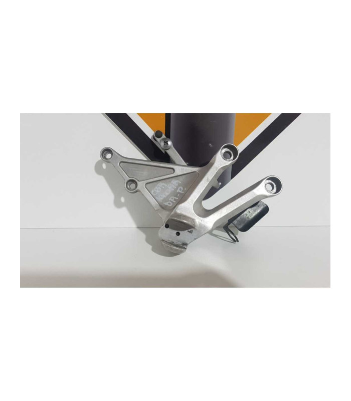 Suport Scarita Dreapta Pilot Honda CBR 1000rr 2005