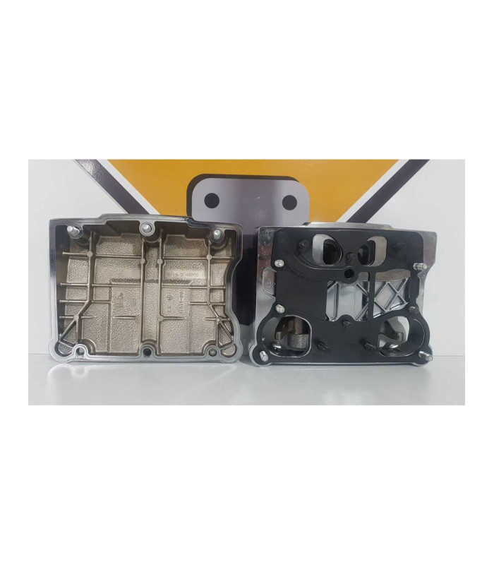 Capac Chiulasa Fata Cu Tacheti Harley Davidson Fat Boy FLSTF 2003