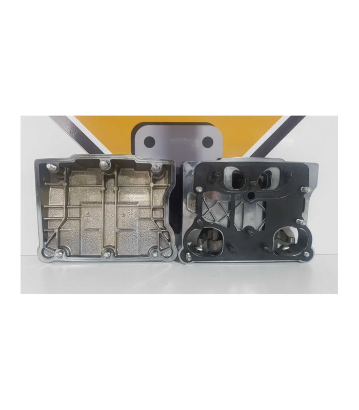 Capac Chiulasa Spate Cu Tacheti Harley Davidson Fat Boy FLSTF 2003