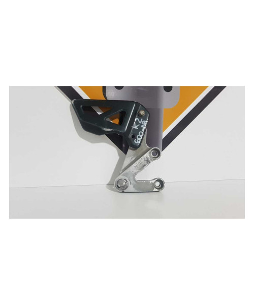 Suport Scarita Dreapta Pilot Suzuki GSXR 600 K2 2002