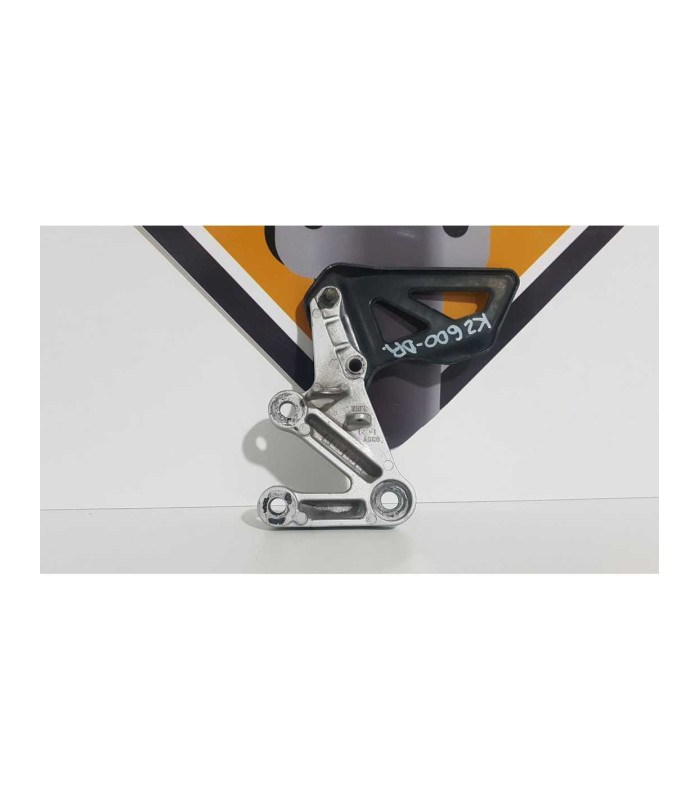 Suport Scarita Dreapta Pilot Suzuki GSXR 600 K2 2002