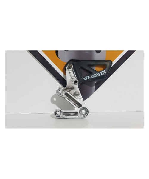 Suport Scarita Dreapta Pilot Suzuki GSXR 600 K2 2002