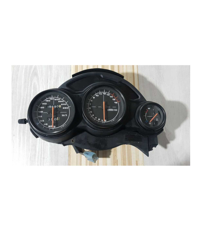 Bord Suzuki RF 600 1994