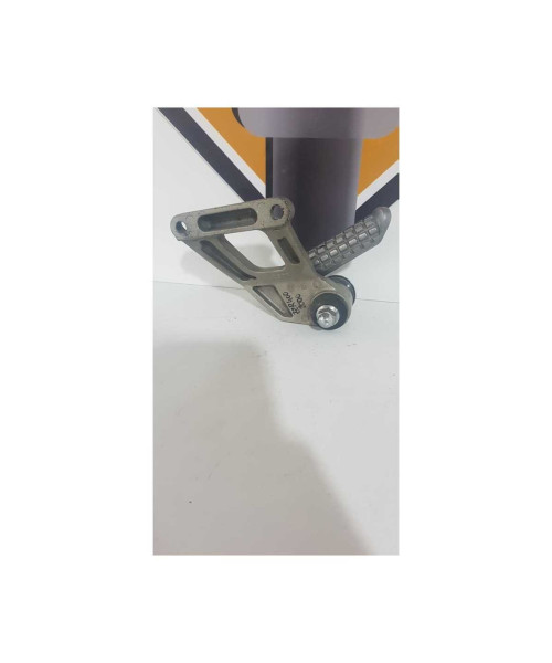 Ansamblu Scarita Dreapta Pasager Kawasaki ZZR 400 2000