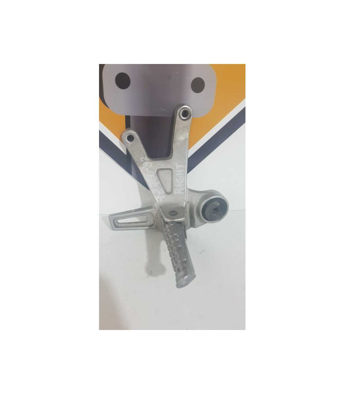 Ansamblu Scarita Dreapta Pasager Yamaha FZ 750 GENESIS 1992