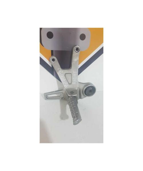 Ansamblu Scarita Dreapta Pasager Yamaha FZ 750 GENESIS 1992