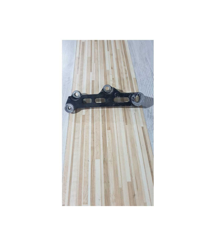 Suport Etrier Frana Spate Yamaha FZ 750 GENESIS 1992