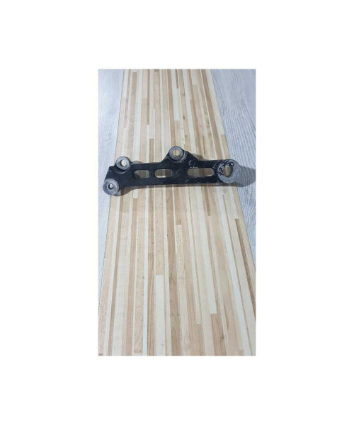 Suport Etrier Frana Spate Yamaha FZ 750 GENESIS 1992