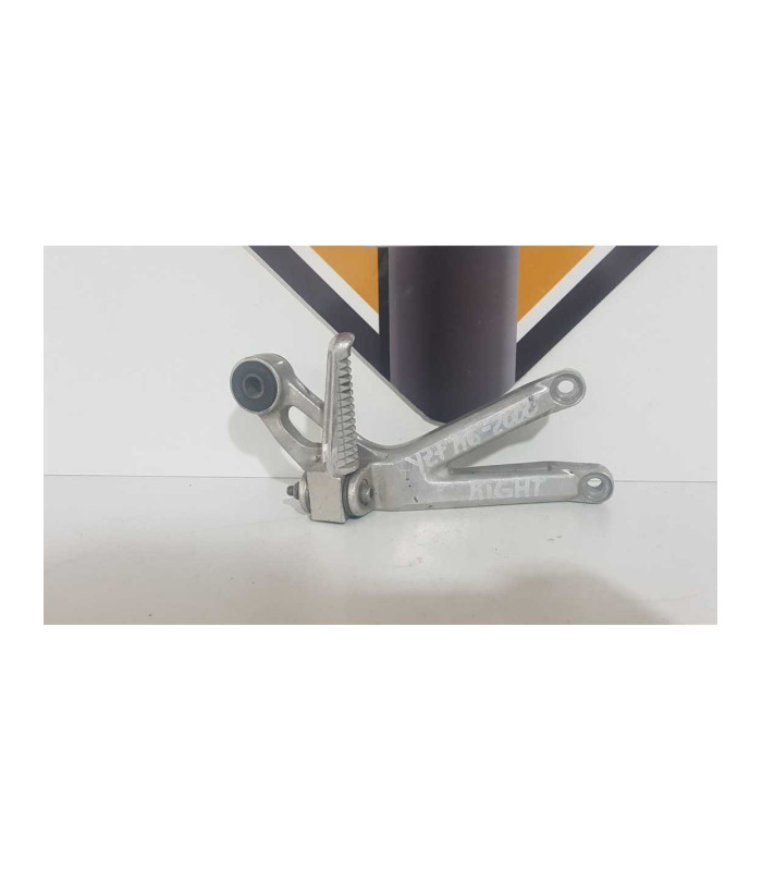 Ansamblu Scarita Dreapta Pasager Yamaha YZF 600 R6 5EB 2000