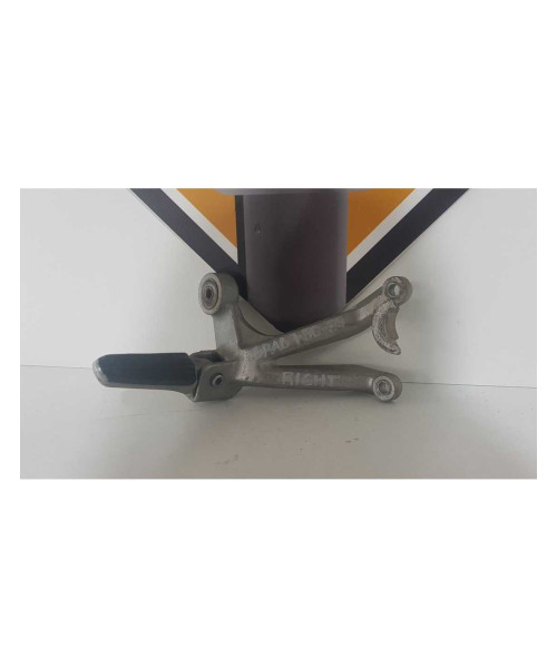 Ansamblu Scarita Dreapta Pasager Suzuki GSXR 600 SRAD 1998