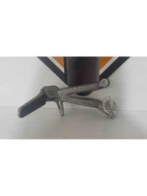 Ansamblu Scarita Stanga Pasager Suzuki GSXR 750 SRAD 1999 2