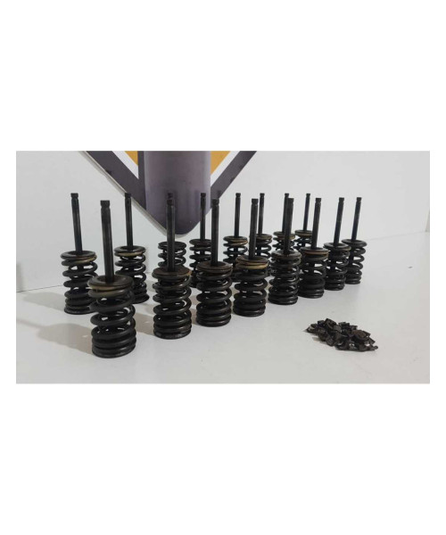 Supape Admisie & Evacuare & Ghidaje Suzuki GSXF 750 - KATANA - 1994