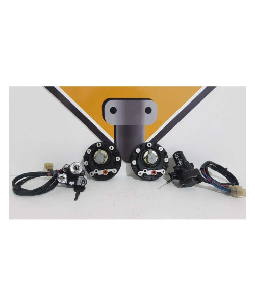 Contact Cu Cheie Si Buson Rezervor Yamaha YZF 600 R6 5EB 2000