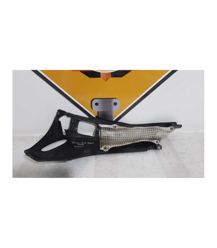 Carena Dreapta Bugspoiler Honda DN 01 - NSA 700A - 2008