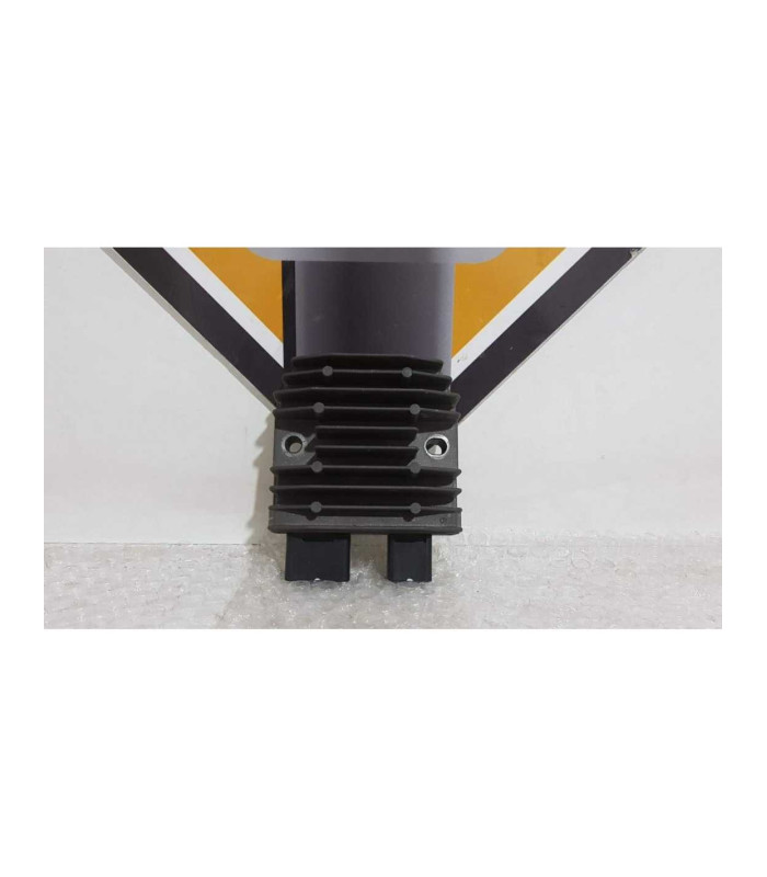 Releu Incarcare Honda DN 01 - NSA 700A - 2008