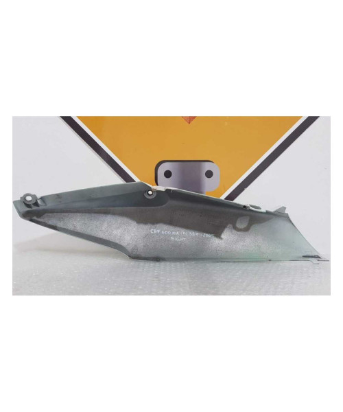 Carena Dreapta Codita Honda CBF 600 NA - HORNET - PC 38F - 2005