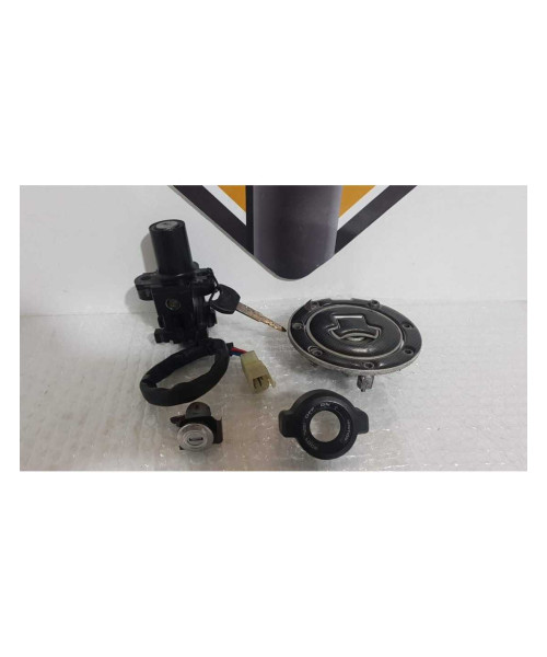 Contact & Cheie & Buson Rezervor & Incuietoare Sea Honda CBF 600 NA - HORNET - PC 38F - 2005