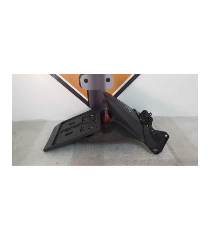 Suport Placuta & Iluminator Numar Honda DN 01 - NSA 700A - 2008