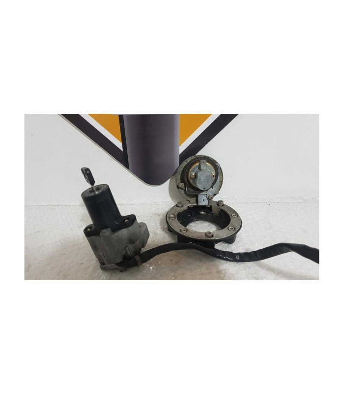 Contact & Cheie & Buson Rezervor Yamaha TDM 850 - 4TX - 1997