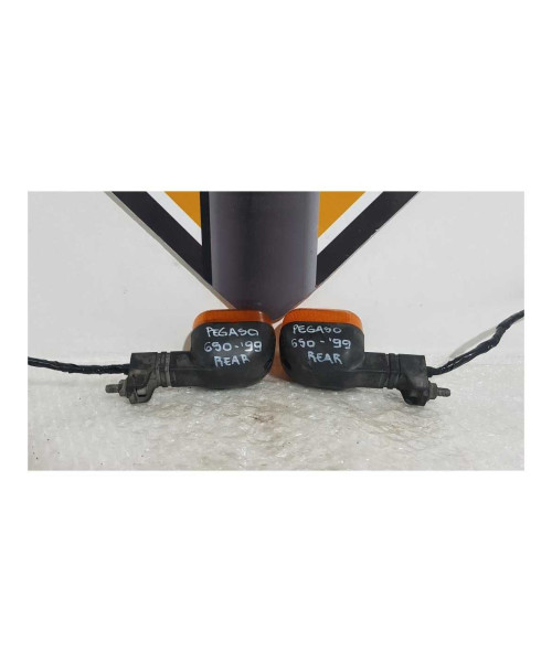 Semnalizari Spate Aprilia Pegaso 650 - 1999