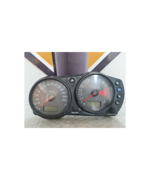 Bord Kawasaki Ninja ZX9R 2002