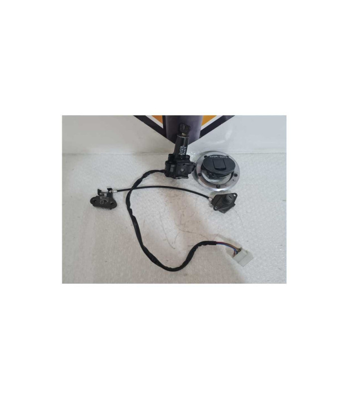 Contact & Cheie & Buson Rezervor & Incuietoare Sea Kawasaki Ninja ZX9R - 2002