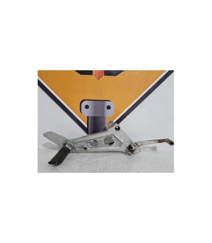 Suport Scarita Dreapta & Pedala Frana & Scarita Pasager Honda NTV 650 - Revere - 1993