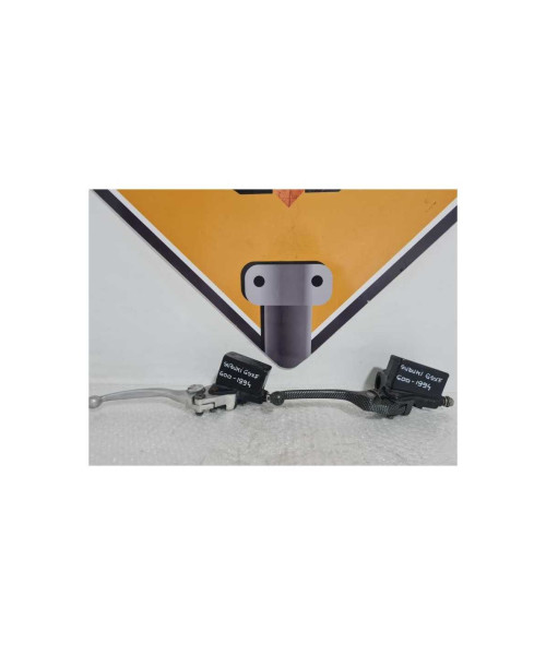 Pompa Frana Fata Cu Levier Si Senzor Suzuki GSXF 750 KATANA 2003