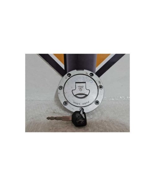 Buson Rezervor & Cheie Honda 954 - SC 50 - 2003