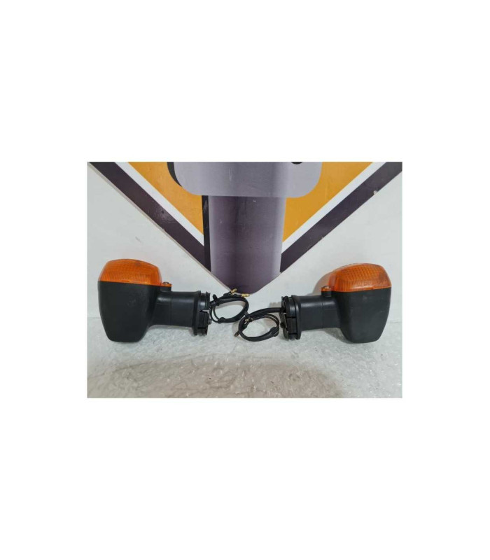 Semnalizari Fata Yamaha YZF R1 - RN 01 - 2000