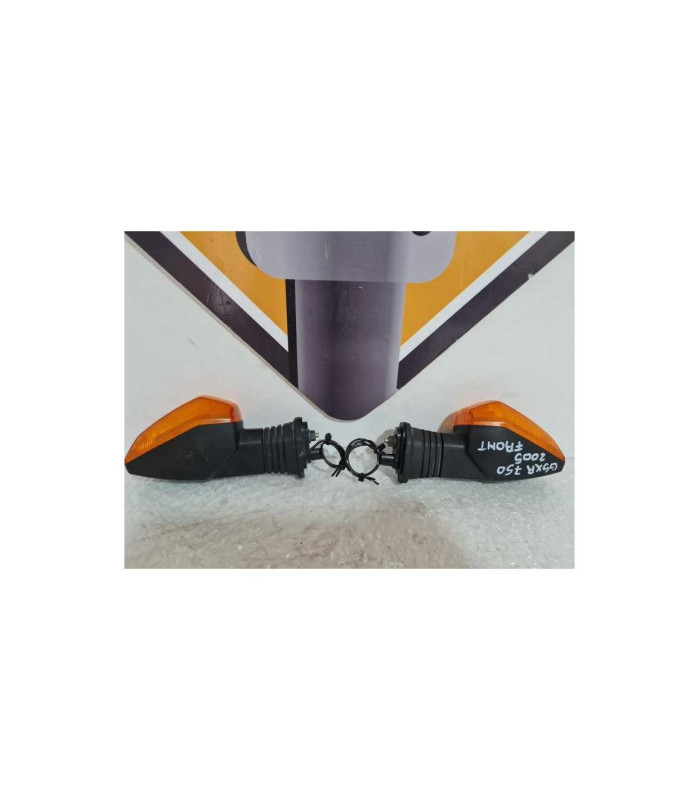 Semnalizari Fata Suzuki GSXR 750 - 2005