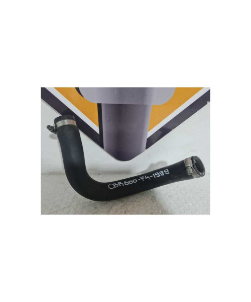 Conducta Apa Honda CBR F4 1999