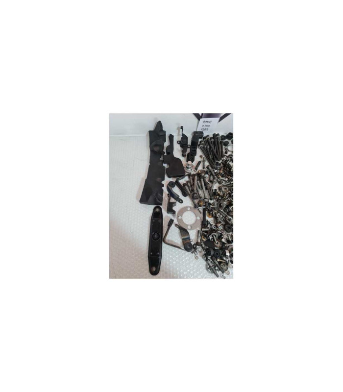 Lot Suruburi Si Accesorii Bmw K 100 RS 1985