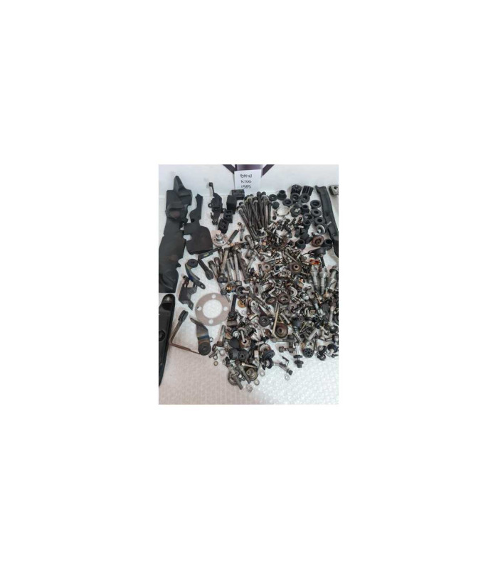 Lot Suruburi Si Accesorii Bmw K 100 RS 1985